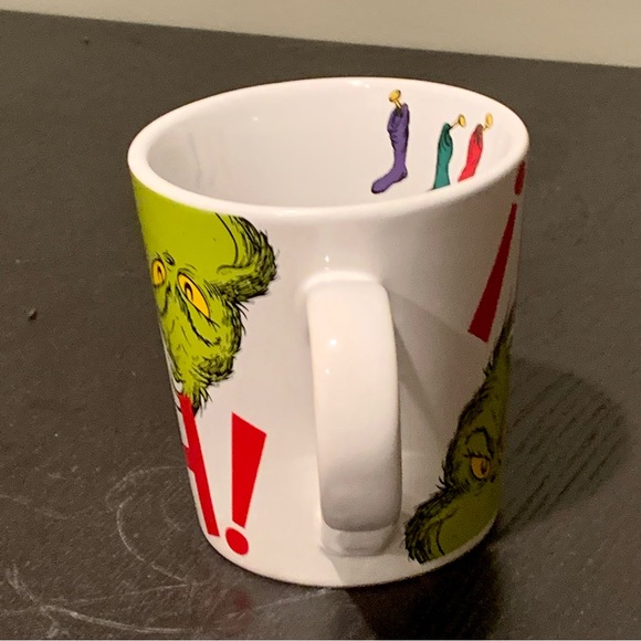 GRINCH! Dr. Seuss How the Grinch Stole Christmas Ceramic Mug - Picture 8 of 10